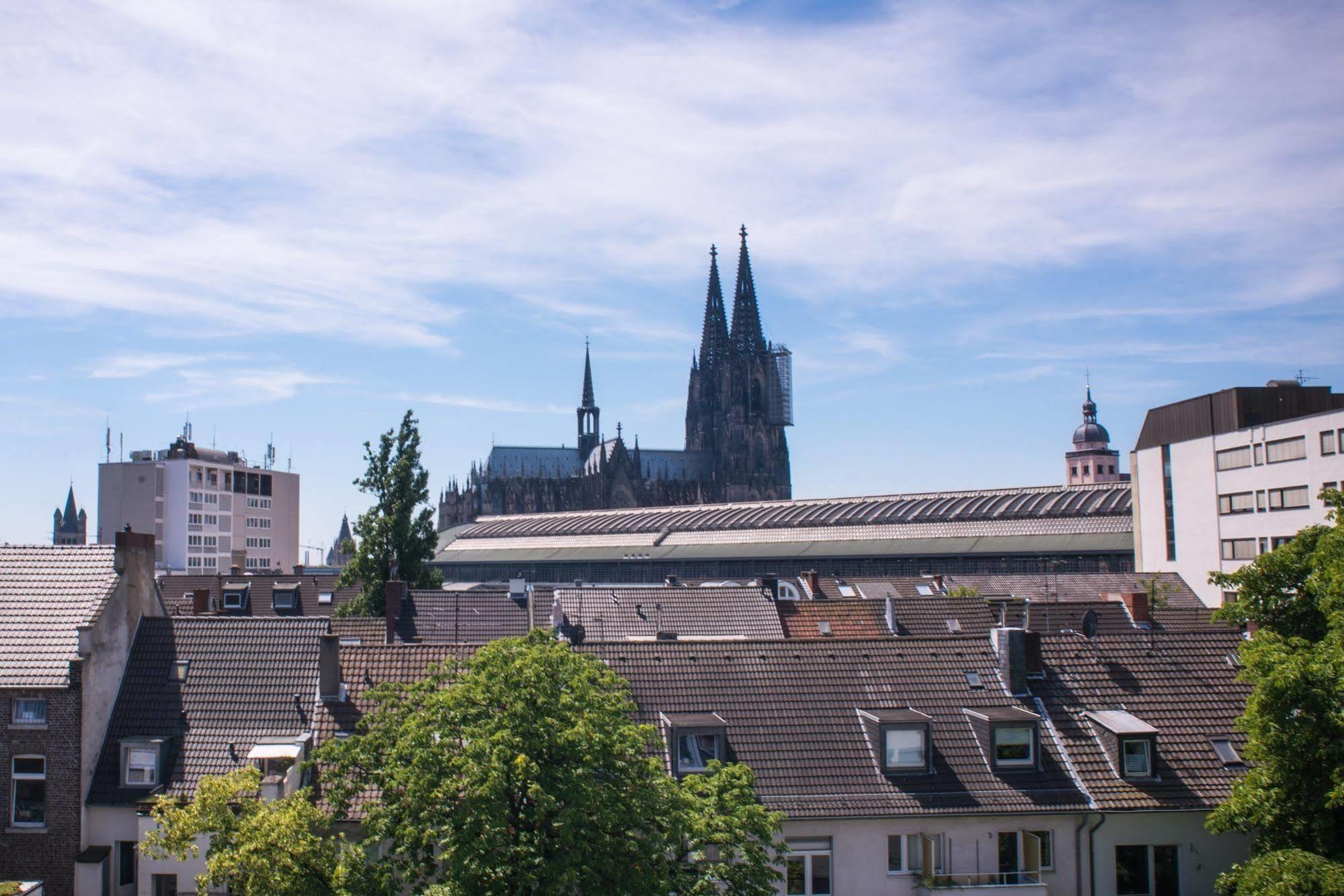 Haus Am Dom - Apartments Und Ferienwohnungen Colónia Exterior foto